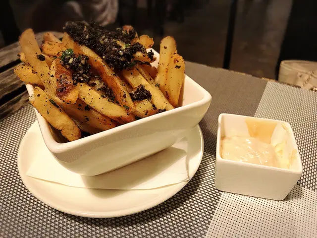 黑松露香蒜薯條