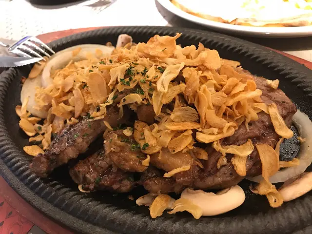 烤MFG招牌肉眼扒配蒜頭山