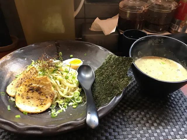 武士沾麵