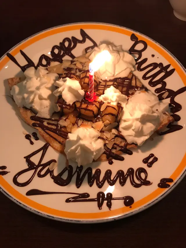 朱古力香蕉crepe 生日版