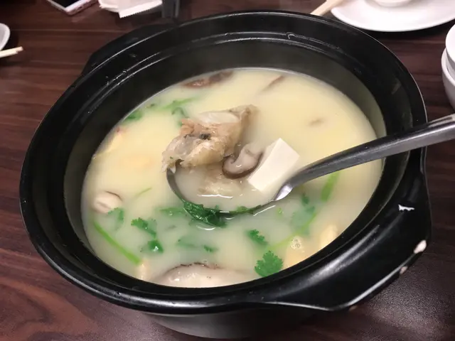 砂鍋什菌龍躉骨湯