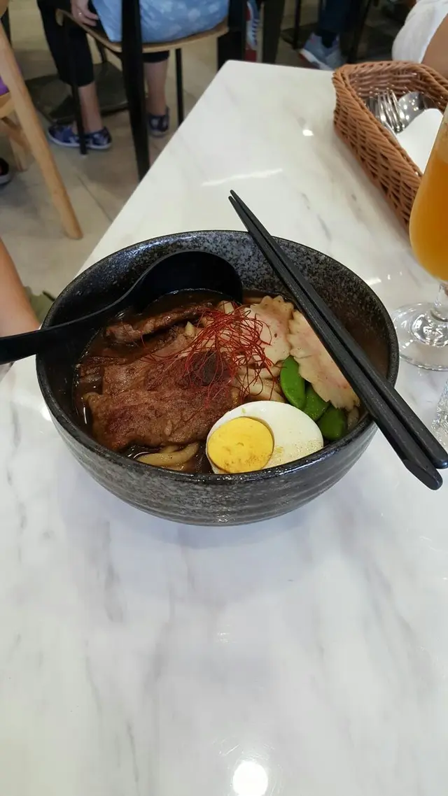 燒牛肉麵豉湯讚岐烏冬