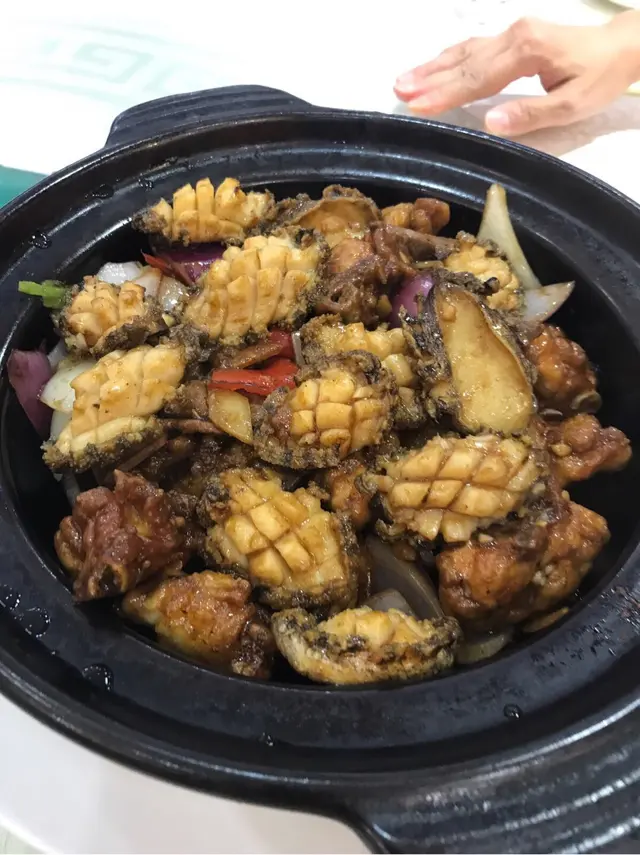 啫啫 鮑魚 雞煲