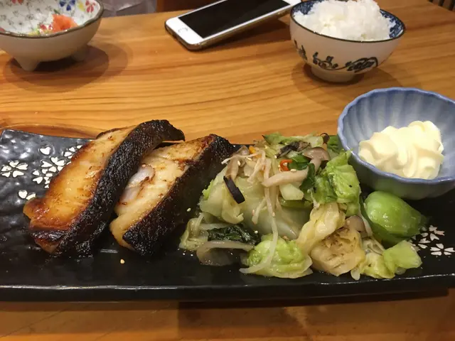 銀雪魚西京燒定食