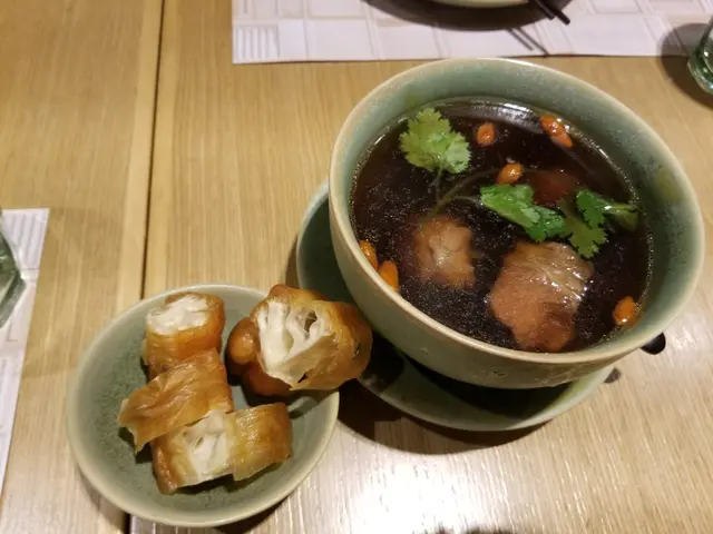 肉骨茶