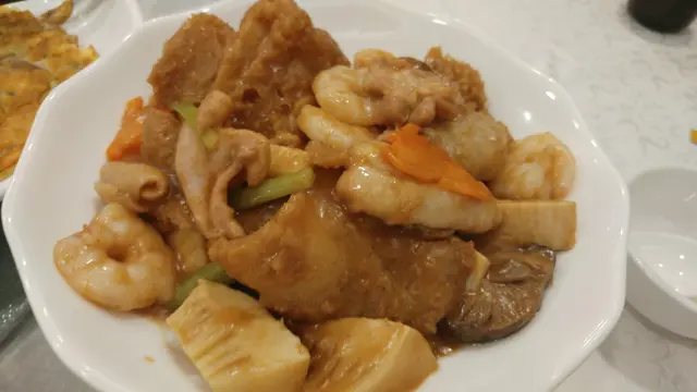 旬角魚肚蝦球
