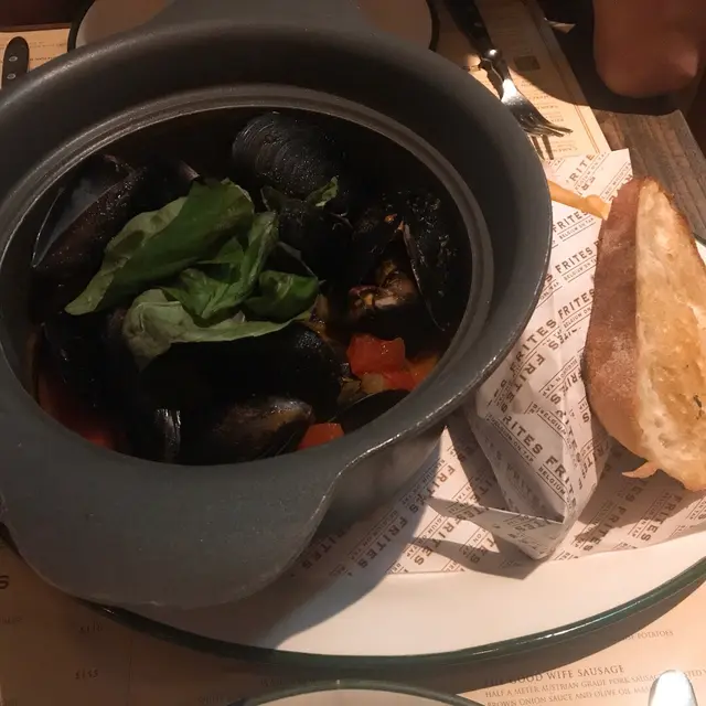 Frites house mussels