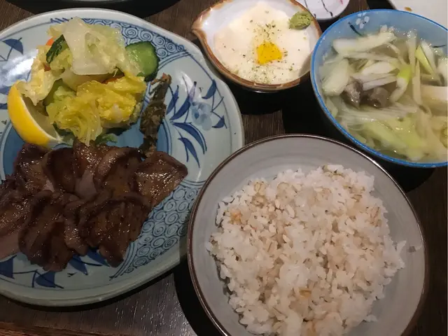 牛舌定食