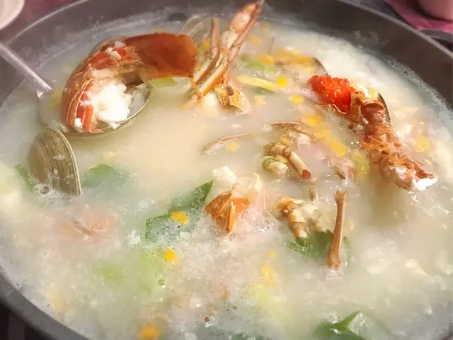 大蜆龍蝦粥底鍋
