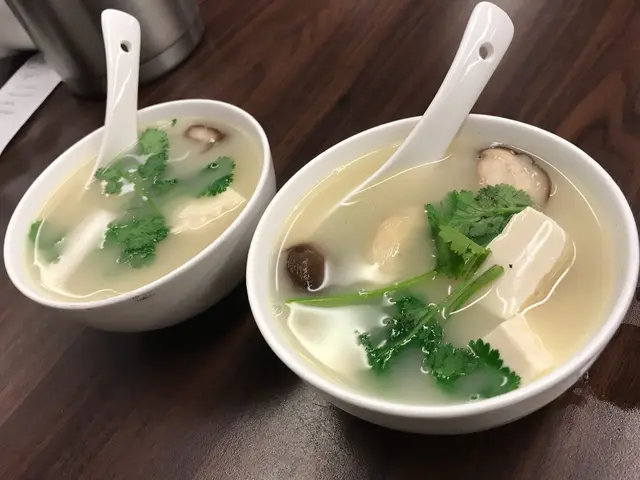 雜菌大蜆豆腐湯