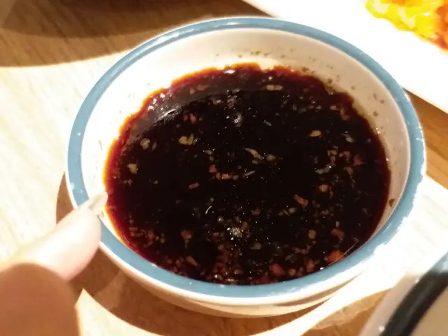 招牌香煎美國牛坑腩蔥油撈麵
