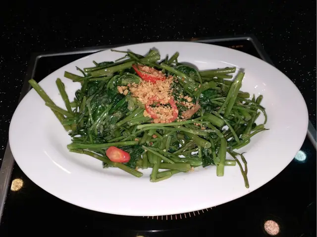 蝦醬通菜