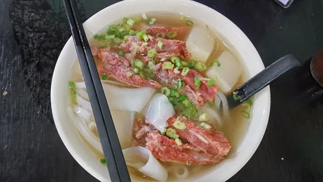 一睇就知牛腩唔錯!