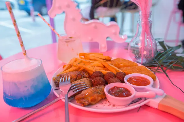 富士山特飲+小食拼盆