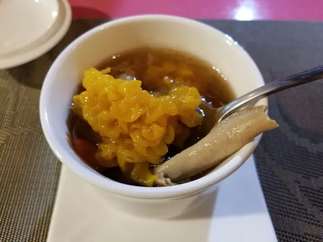 羊肚菌黃耳竹笙花旗參養生燉盅