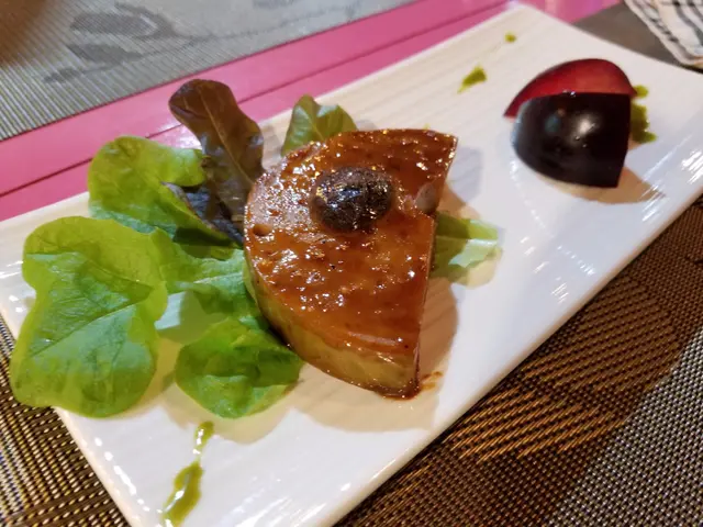 黑松露素鵝肝拼鮮果