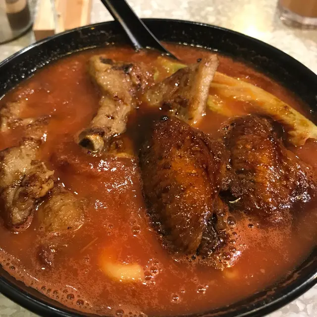 豬扒雞翼蕃茄湯通