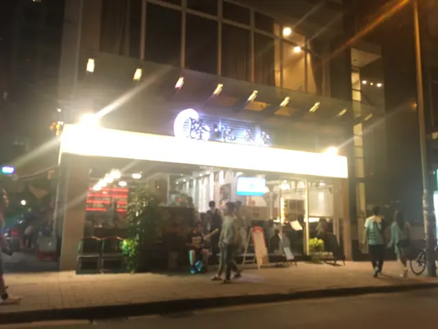 見到呢間尤其新淨 、光猛企理，一於試吓！