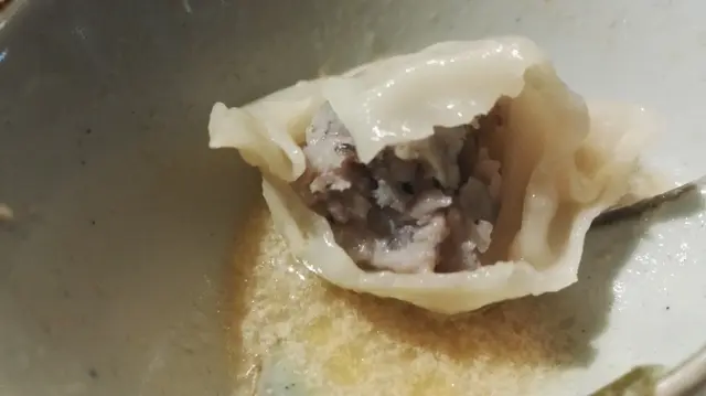 黑松露豚肉餃子