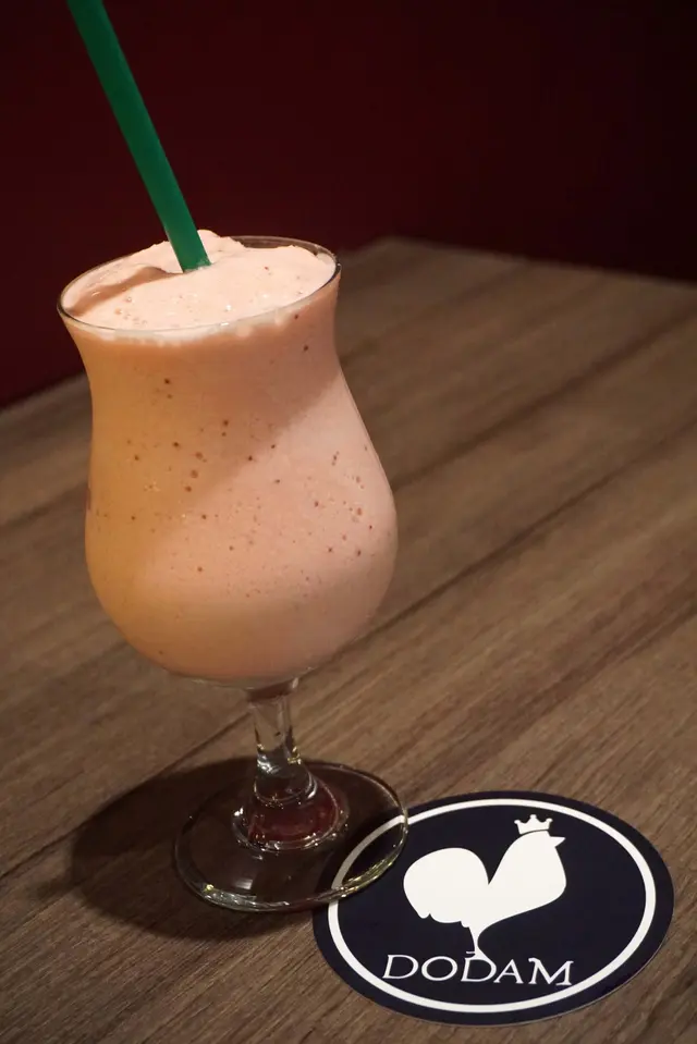 Strawberry Yogurt Smoothie