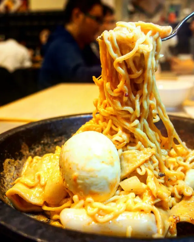 鐵板韓式芝士炒年糕