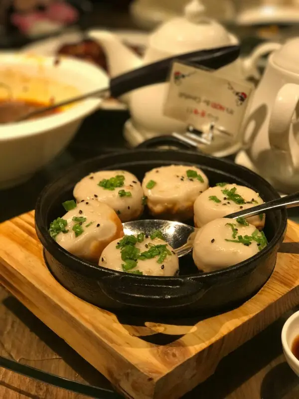 羅春閣爆汁生煎包