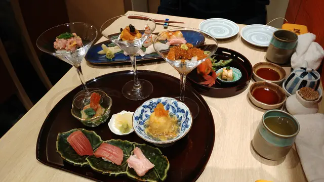 Sushi Toyo Special Set$800