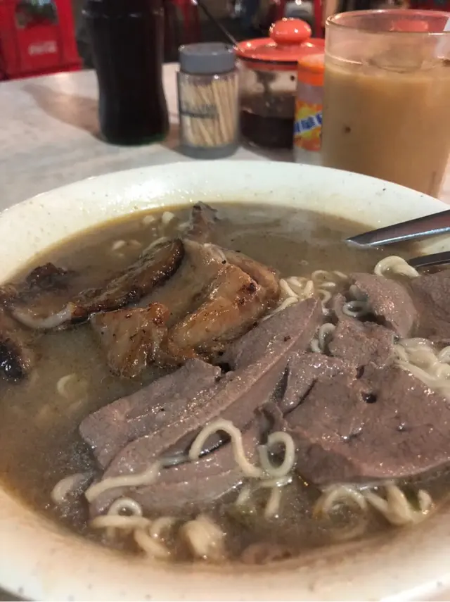 豬潤同豬扒都好車