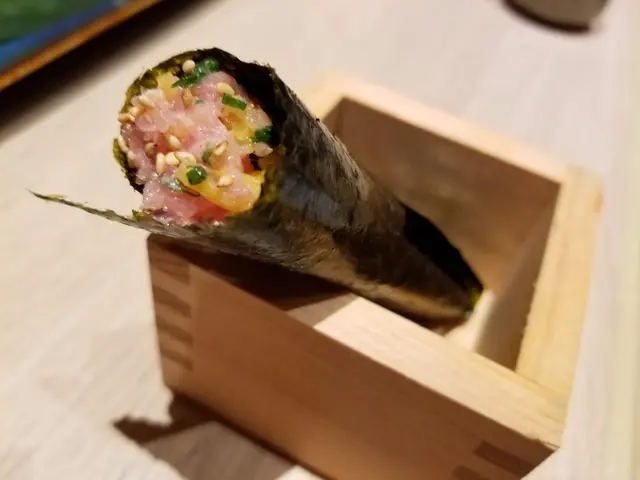 蔥吞拿魚腩蓉手卷