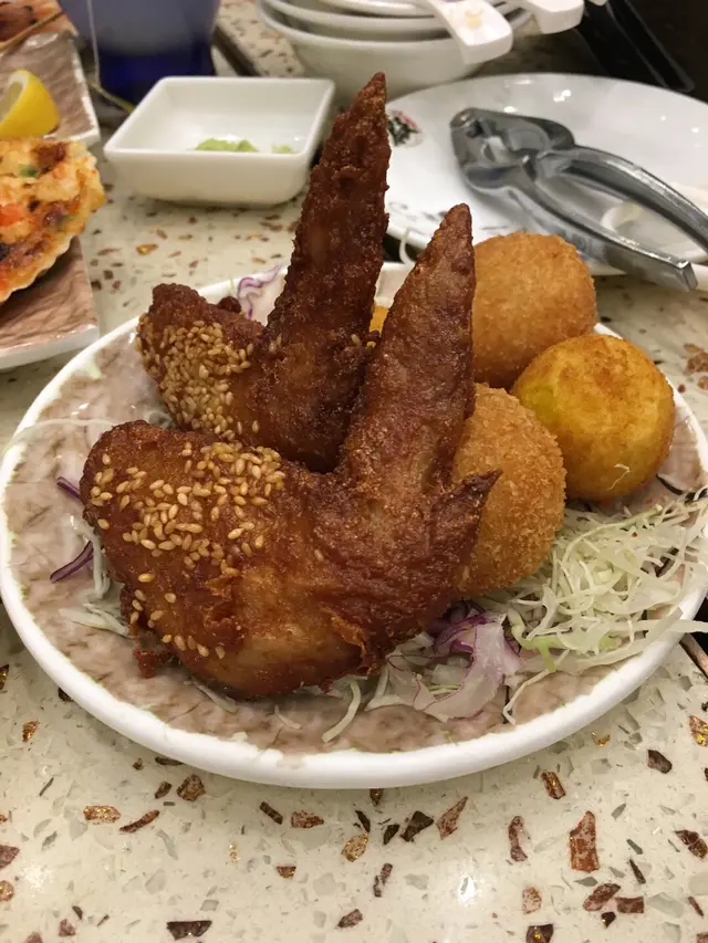 芝麻雞亦+榴連波波十分有驚喜  