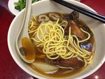 三𩠌车仔面