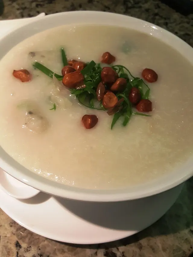順德佬鯪魚球粥