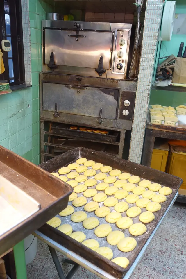 店內自設工房，每天新鮮出爐！