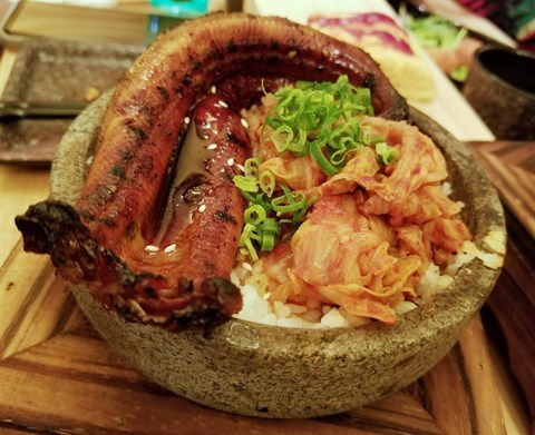 原條鰻魚泡菜石鍋飯 - 銅鑼灣的一鳴燒