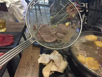 吊龍伴