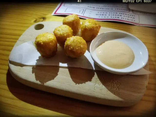 是日小食之炸燒賣(另加 $20)