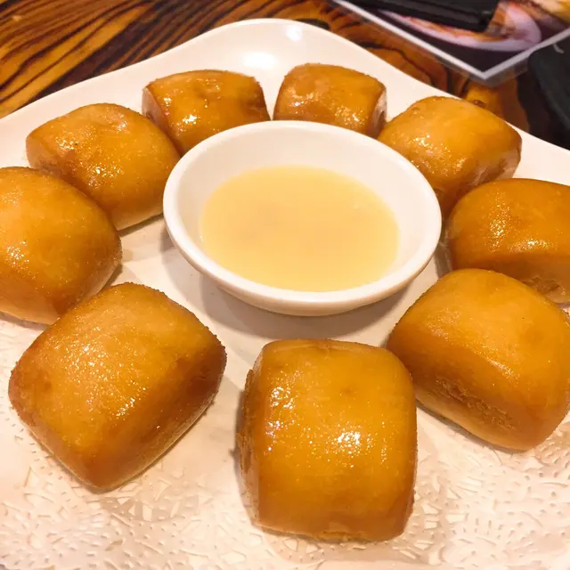黃金一口炸饅頭