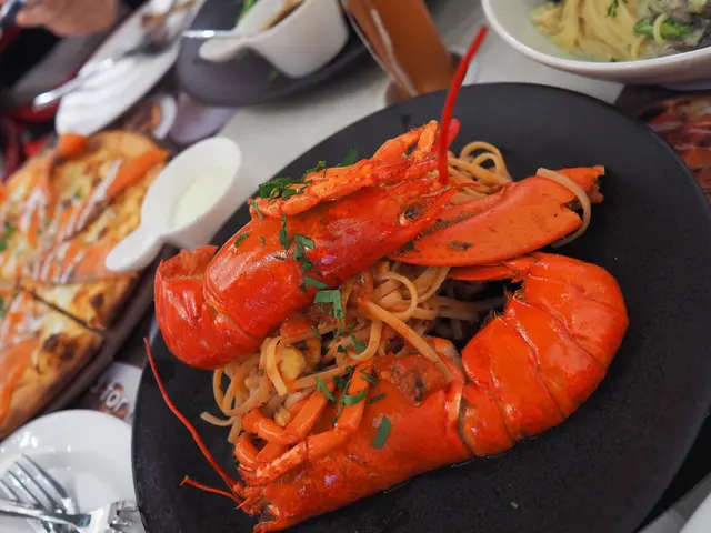 原隻龍蝦扁意粉