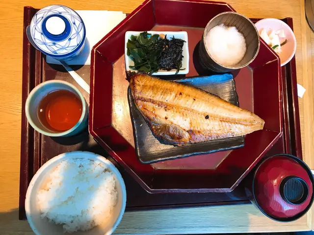 燒鯖魚定食