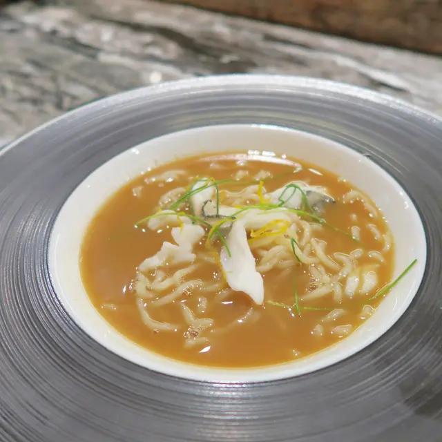 日本九州石斑絲拉麵