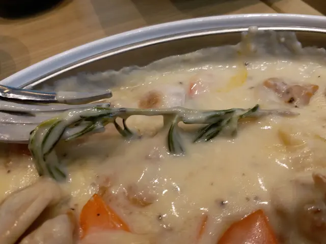 白汁雞皇飯