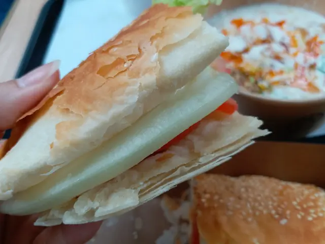 功夫辣雞腿燒餅