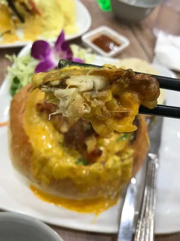 泰皇咖哩火山軟殼蟹法包