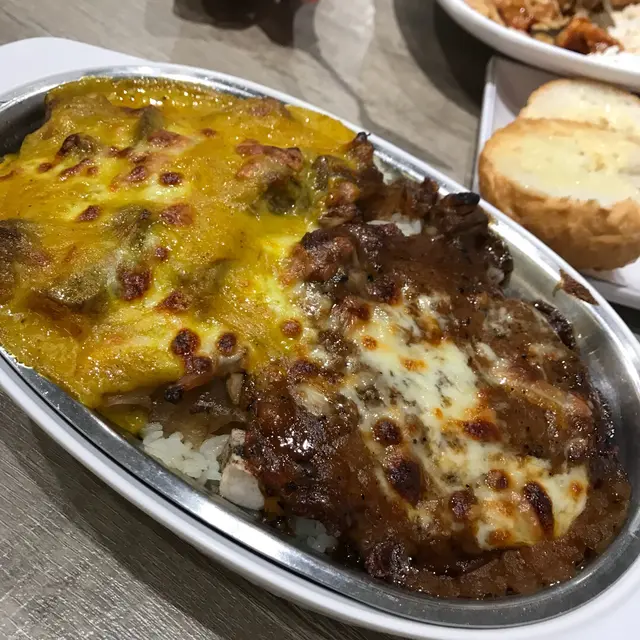 咖哩牛根腩+黑椒牛仔骨