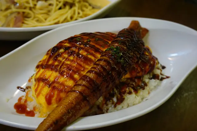 和風鰻魚芝士蛋包飯