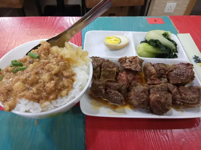 紅燒牛肉飯