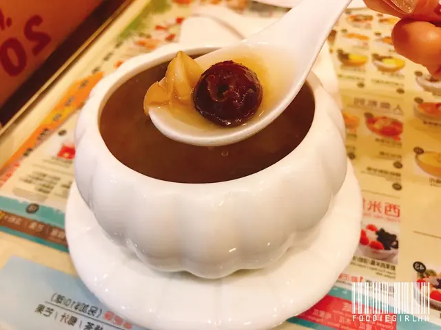 紅棗冰糖燉雪蛤