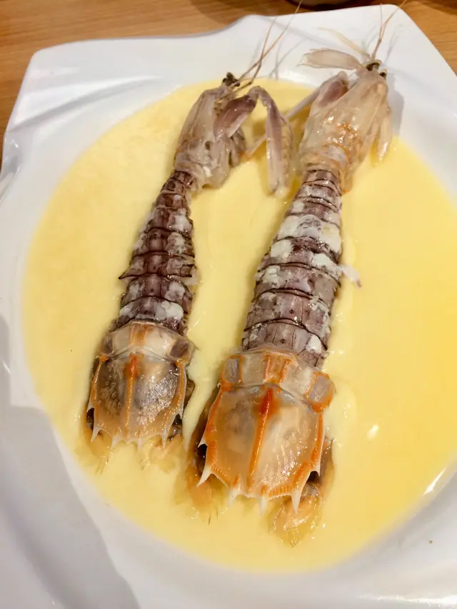 花彫蒸瀨尿蝦 (2隻)