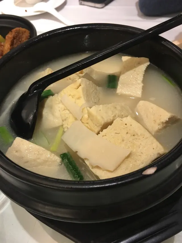 三年火腿燴豆腐鍋