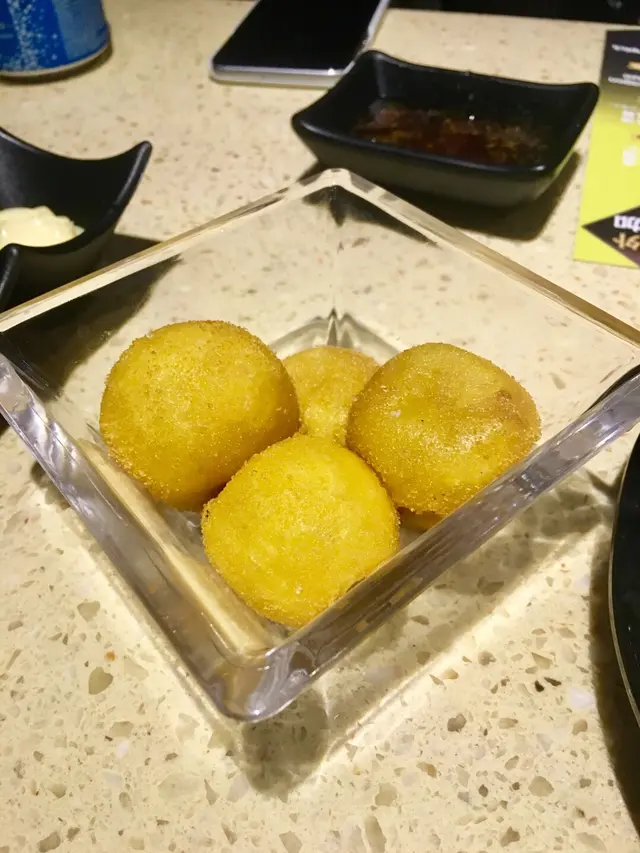 新鮮熱辣炸得好香口,但香芋略嫌不足。